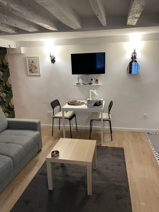 פריז Appartement Confortable - Opera - Place De La Madeleine - Saint Martin - 4 Pers מראה חיצוני תמונה