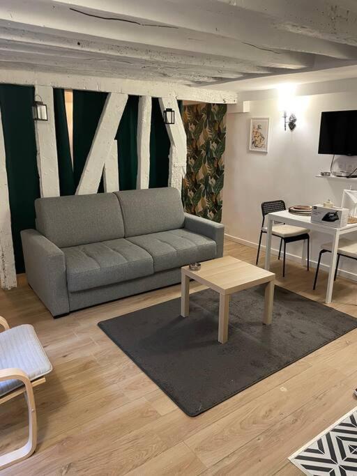 פריז Appartement Confortable - Opera - Place De La Madeleine - Saint Martin - 4 Pers מראה חיצוני תמונה